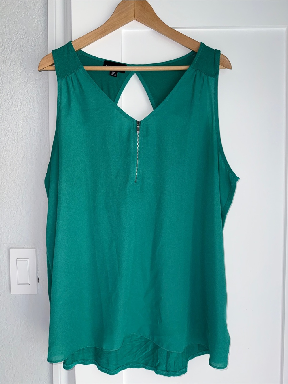 Fortune + Ivy Teal Sleeveless Tank V-Neck Tank Top Zip Front Size XXL